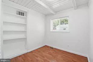 11000 Park Rd, Fairfax, VA 22030 - Photo 13