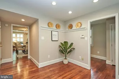 3886 University Drive, Fairfax, VA 22030 - Photo 9