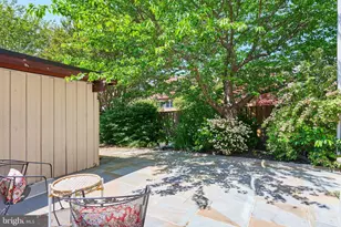3886 University Dr, Fairfax, VA 22030 - Photo 35
