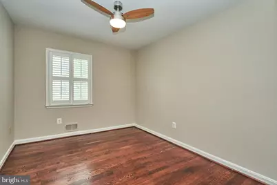 3886 University Drive, Fairfax, VA 22030 - Photo 25