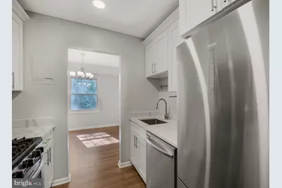 3860 Lyndhurst Drive #202, Fairfax, VA 22031 - Photo 9