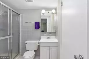 10405 Courthouse Dr, Fairfax, VA 22030 - Photo 13