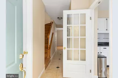 10405 Courthouse Drive, Fairfax, VA 22030 - Photo 3