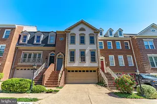 10468 Breckinridge Ln, Fairfax, VA 22030 - Photo 1