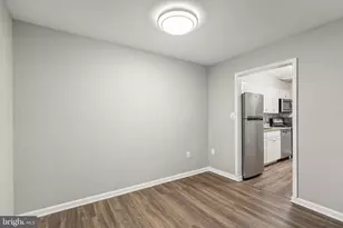 10724 W West Dr, Fairfax, VA 22030 - Photo 5