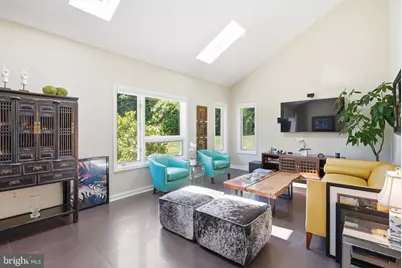 10501 Oak Place Court, Fairfax, VA 22030 - Photo 9