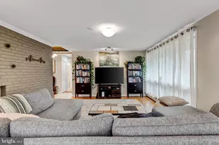 9920 Pinehurst Ave, Fairfax, VA 22030 - Photo 15