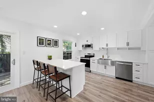 9774 Main St, Fairfax, VA 22031 - Photo 5