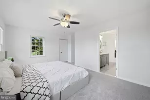 9774 Main St, Fairfax, VA 22031 - Photo 15
