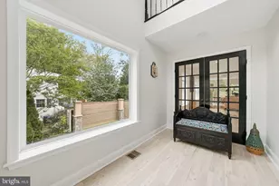10129 Dwight Ave, Fairfax, VA 22032 - Photo 3