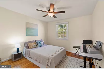 9762 Cardinal Road, Fairfax, VA 22030 - Photo 19