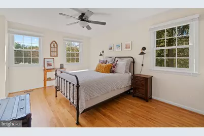 9762 Cardinal Road, Fairfax, VA 22030 - Photo 15