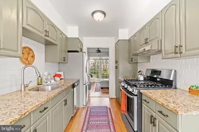 9762 Cardinal Road, Fairfax, VA 22030 - Photo 7