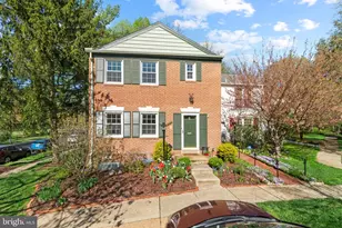9762 Cardinal Rd, Fairfax, VA 22030 - Photo 1
