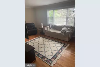 10402 Armstrong Street, Fairfax, VA 22030 - Photo 5