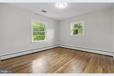 10242 Stratford Avenue, Fairfax, VA 22030 - Photo 13