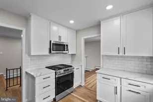 10242 Stratford Ave, Fairfax, VA 22030 - Photo 5