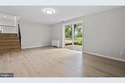 10242 Stratford Avenue, Fairfax, VA 22030 - Photo 17
