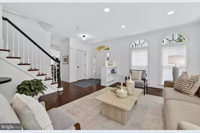 3834 Farrcroft Drive, Fairfax, VA 22030 - Photo 9