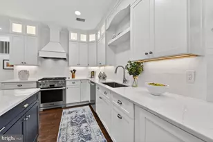 3834 Farrcroft Dr, Fairfax, VA 22030 - Photo 15