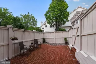 3980 Ballynahown Cir, Fairfax, VA 22030 - Photo 41
