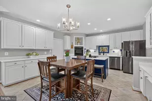 3980 Ballynahown Cir, Fairfax, VA 22030 - Photo 13