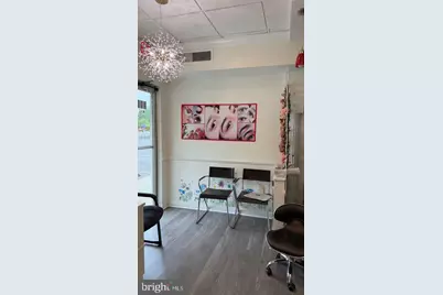 10010 Main Street, Fairfax, VA 22031 - Photo 3