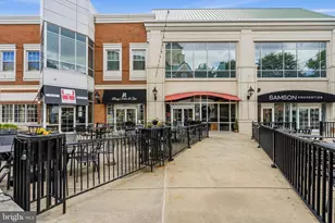 10570 Main St, Fairfax, VA 22030 - Photo 29