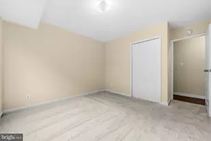 10570 Main St, Fairfax, VA 22030 - Photo 21