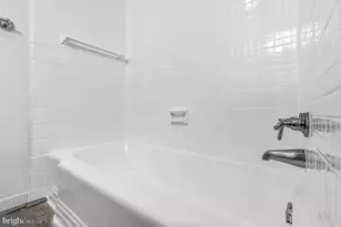10570 Main St, Fairfax, VA 22030 - Photo 23
