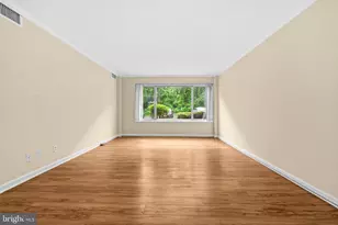 10570 Main St, Fairfax, VA 22030 - Photo 9