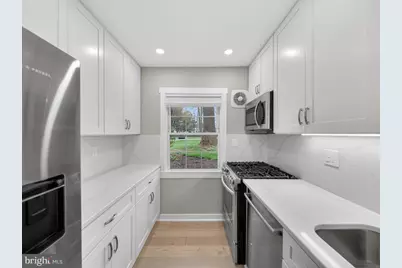 9489 Fairfax Boulevard #101, Fairfax, VA 22031 - Photo 9