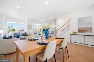 10817 Cedar Ave, Fairfax, VA 22030 - Photo 3