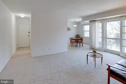 3945 Lyndhurst Drive #301, Fairfax, VA 22031 - Photo 5