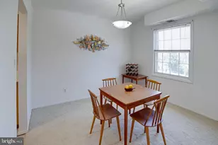 3945 Lyndhurst Dr, Fairfax, VA 22031 - Photo 3