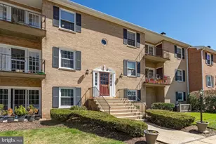 3945 Lyndhurst Dr, Fairfax, VA 22031 - Photo 1