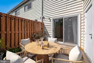 11109 Rock Garden Dr, Fairfax, VA 22030 - Photo 29