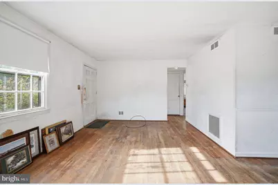 4103 Chestnut Street, Fairfax, VA 22030 - Photo 3