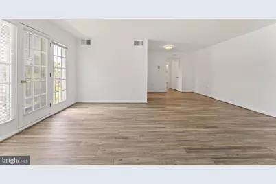 9485 Fairfax Boulevard #303, Fairfax, VA 22031 - Photo 13