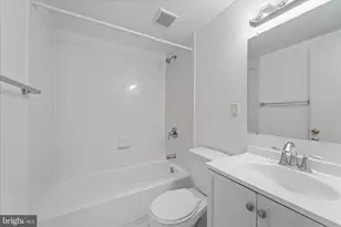 3885 Chain Bridge Rd, Fairfax, VA 22030 - Photo 35