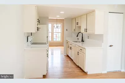 3970 Bradwater Street, Fairfax, VA 22031 - Photo 7