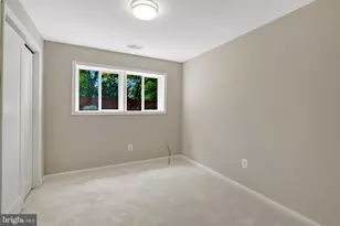 3435 Brookwood Dr, Fairfax, VA 22030 - Photo 17