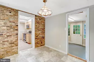 3435 Brookwood Dr, Fairfax, VA 22030 - Photo 5