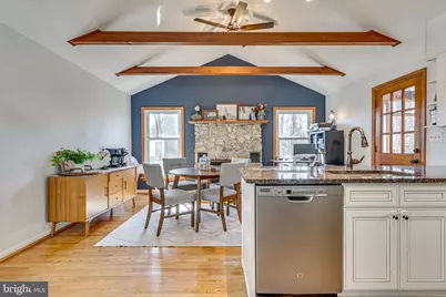 10837 Warwick Avenue, Fairfax, VA 22030 - Photo 13