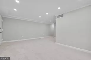9475 Fairfax Blvd, Fairfax, VA 22031 - Photo 5