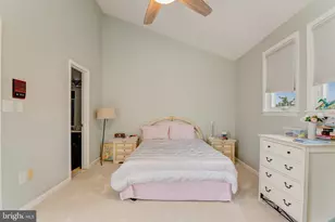 10219 Aspen Willow Dr, Fairfax, VA 22032 - Photo 19