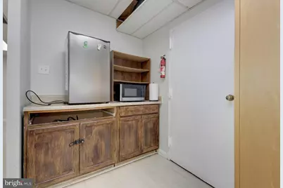 10503 W West #B, Fairfax, VA 22030 - Photo 19