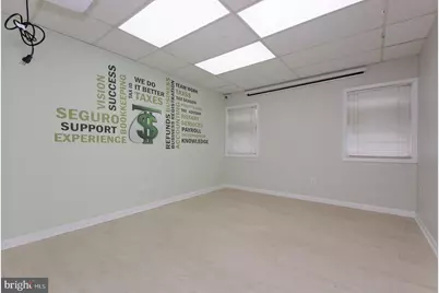 10503 W West #B, Fairfax, VA 22030 - Photo 11