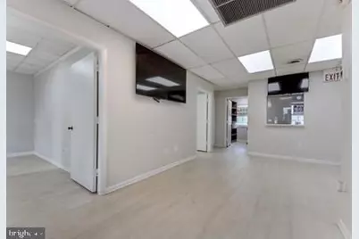 10503 W West Drive #B, Fairfax, VA 22030 - Photo 3