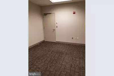 10640 Page Avenue, Fairfax, VA 22030 - Photo 5